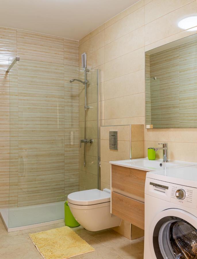 Esmeralda. Lovely And New Apartment Right By The Ocean! Callao Salvaje Ngoại thất bức ảnh
