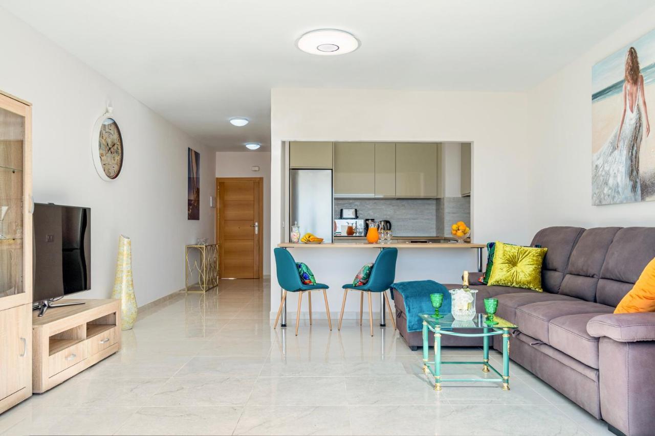 Esmeralda. Lovely And New Apartment Right By The Ocean! Callao Salvaje Ngoại thất bức ảnh